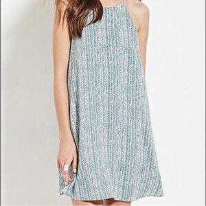 *3/20* Forever 21 Light Green & White Dress